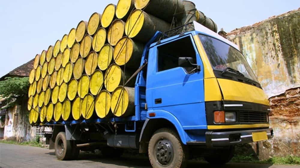 حمل مواد شیمیایی توسط شرکت بازرگانی پترو مانی تجارت